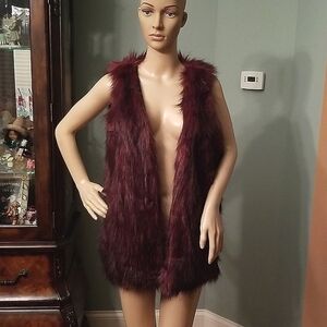 Kensie Faux Fur Black and Maroon Color Vest Size Medium